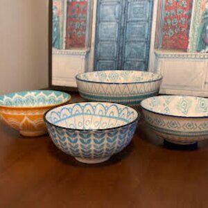 Typhoon Dish Set